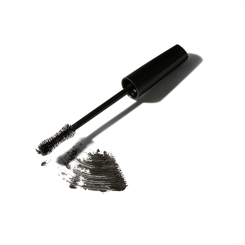 rougj-mascara-waterproof-glamtech-03